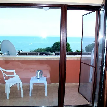 Sea View *