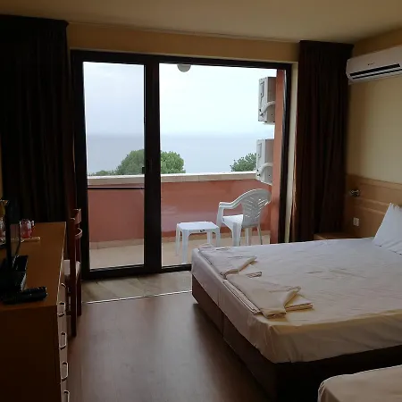 Sea View * Νεσέμπαρ